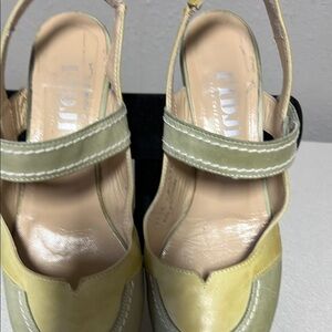 Fidgi Cream and Tan Heels with Elegant Design